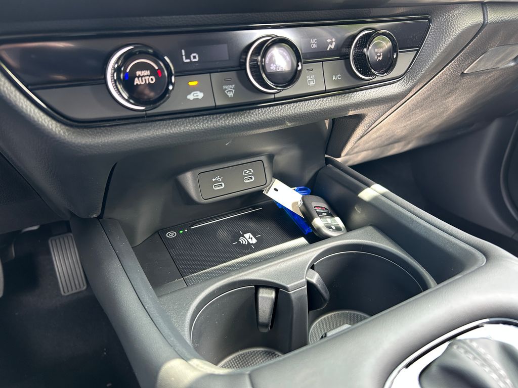 2026 Honda HR-V LX photo 28