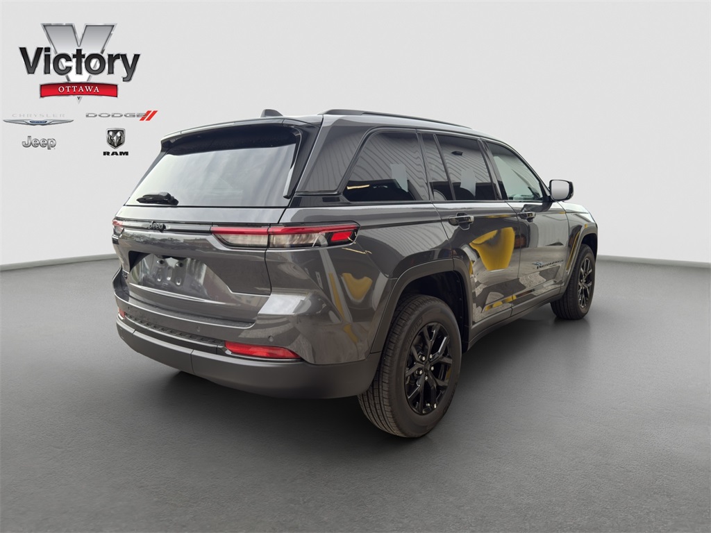 2025 Jeep Grand Cherokee Altitude X photo 5