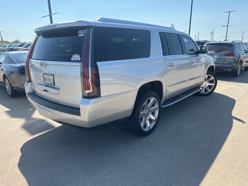2015 Cadillac Escalade ESV Luxury photo 4
