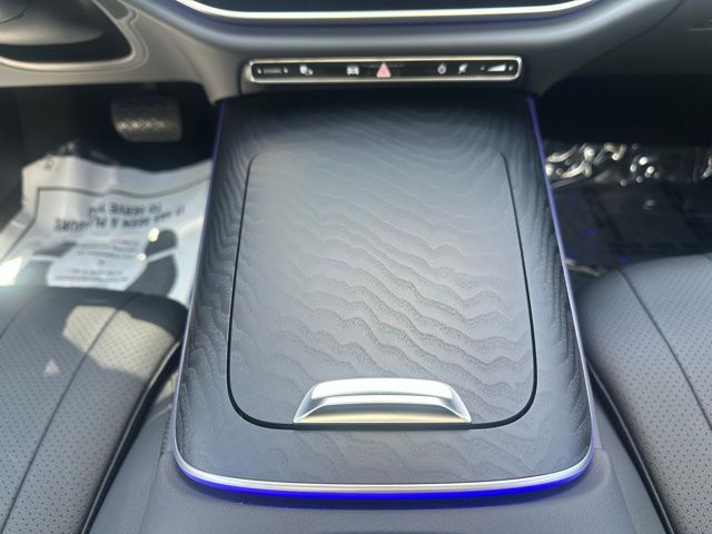 2025 Mercedes Benz E 350 4MATIC photo 33