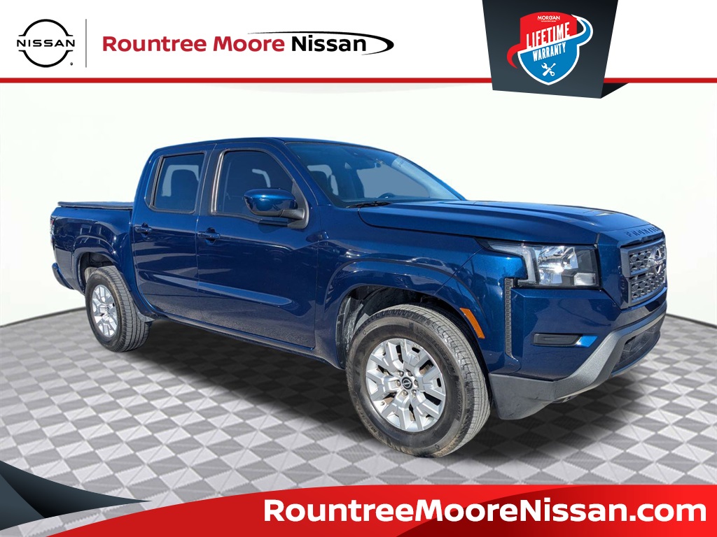 2022 Nissan Frontier SV's photo