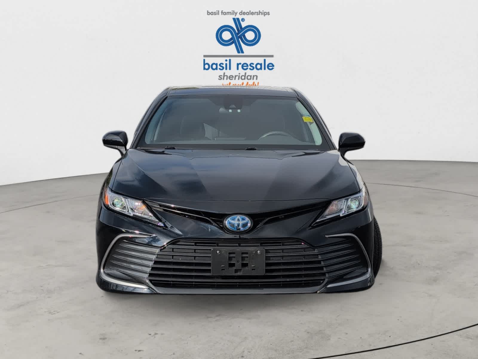2022 Toyota Camry Hybrid LE SE photo 6
