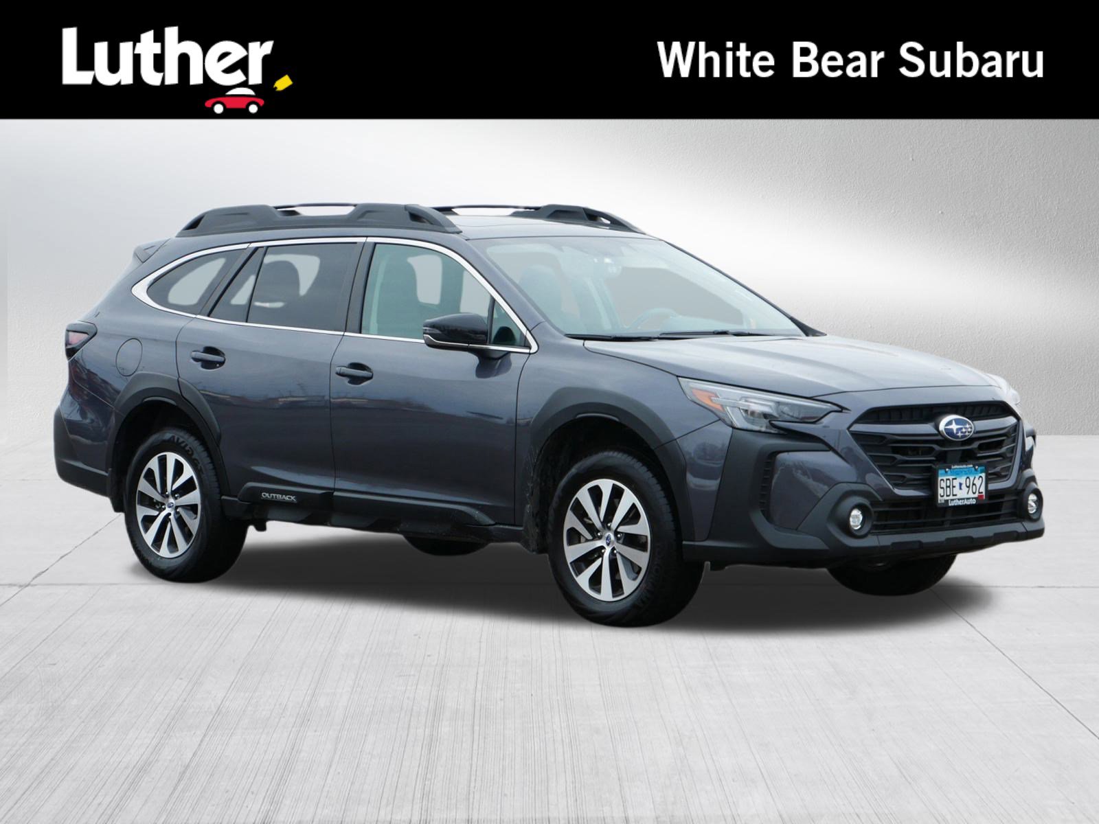 2025 Subaru Outback Premium's photo
