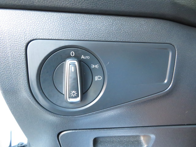 2020 Volkswagen Tiguan SEL photo 31