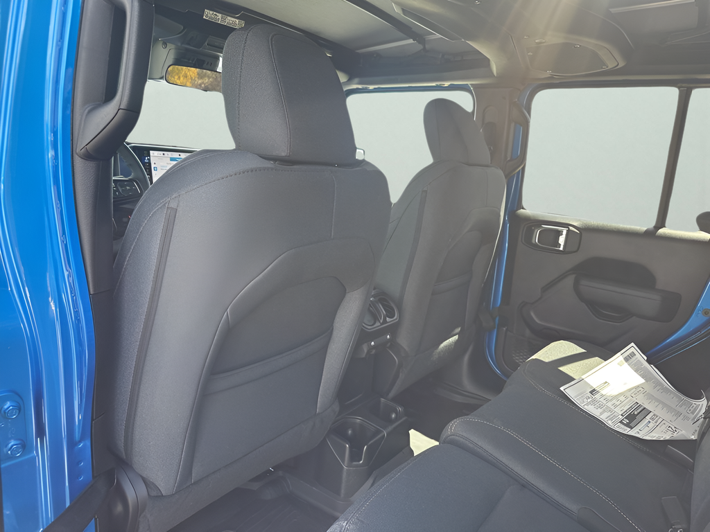 2025 Jeep Wrangler Sport S photo 14