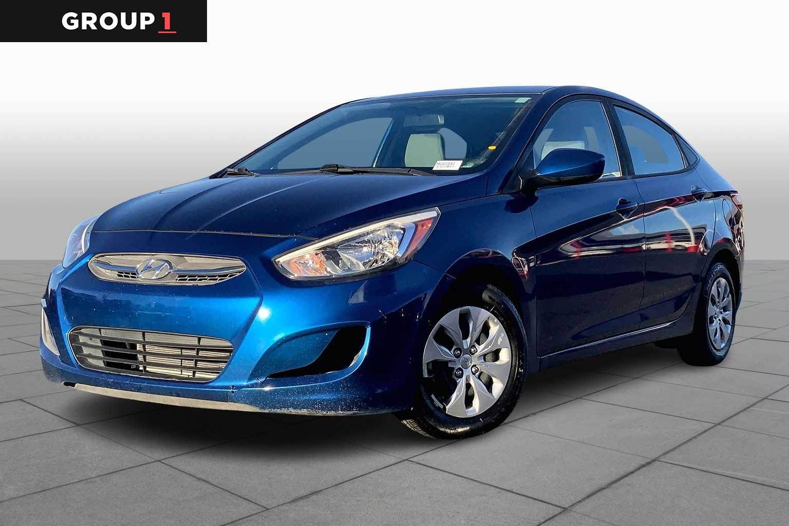 2017 Hyundai Accent SE's photo
