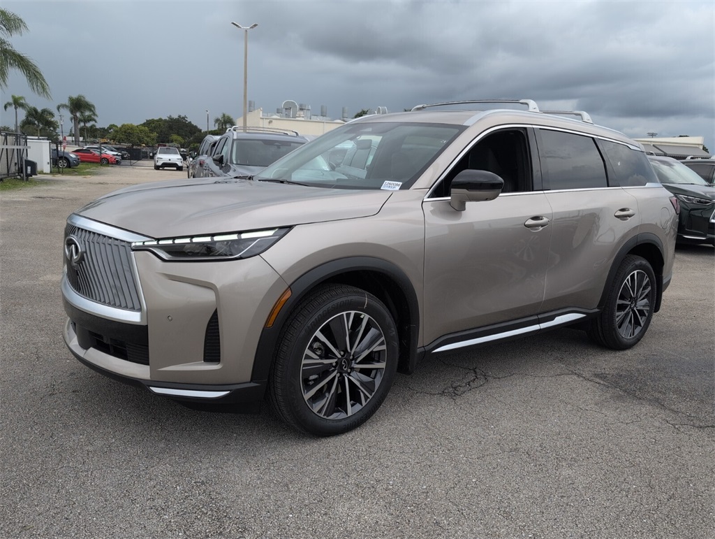 2026 Infiniti QX60 Luxe photo 4