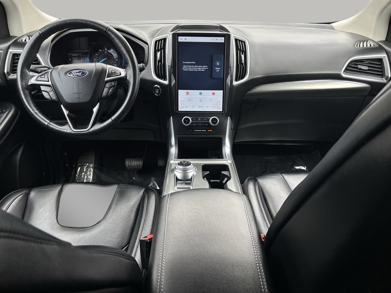 2022 Ford Edge Titanium photo 8