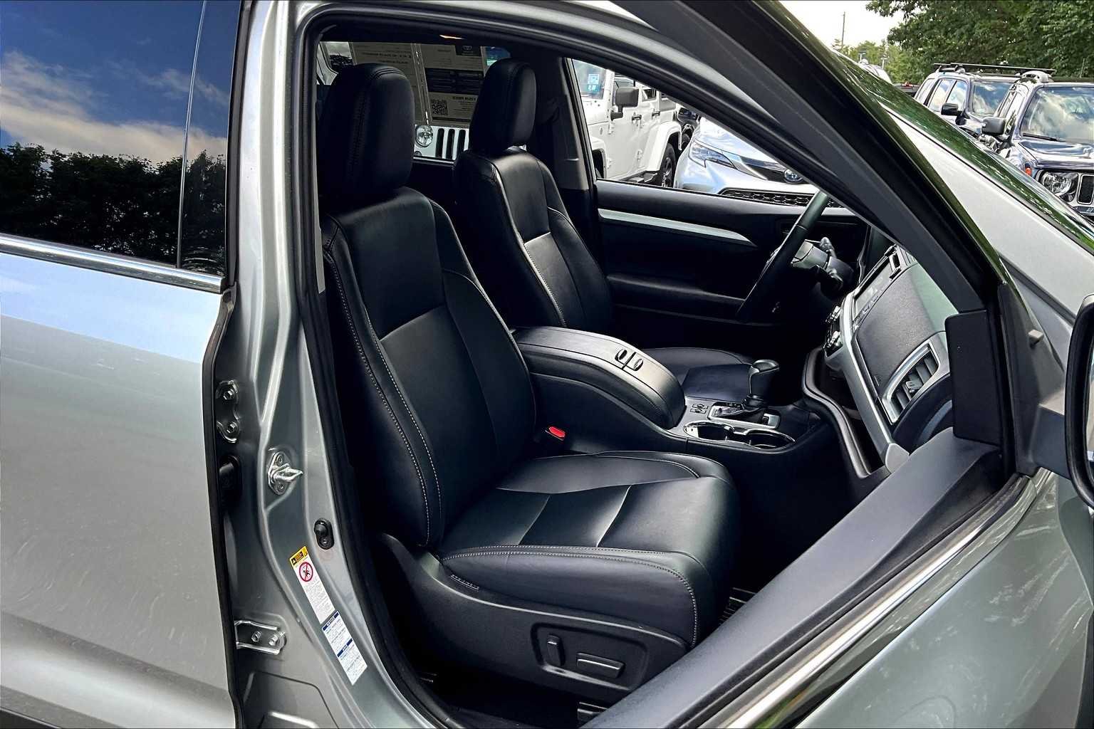 2019 Toyota Highlander XLE photo 7