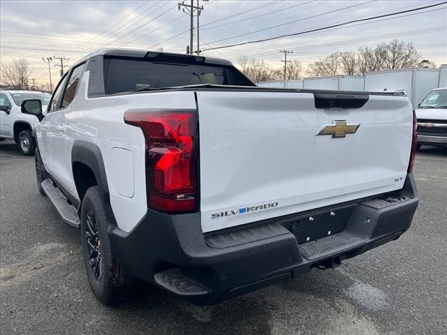 2024 Chevrolet Silverado EV Work Truck photo 4
