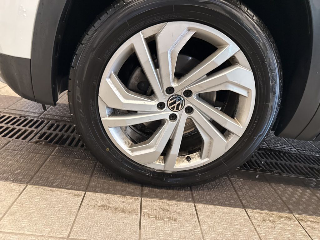 2021 Volkswagen Atlas V6 SE Technology photo 3