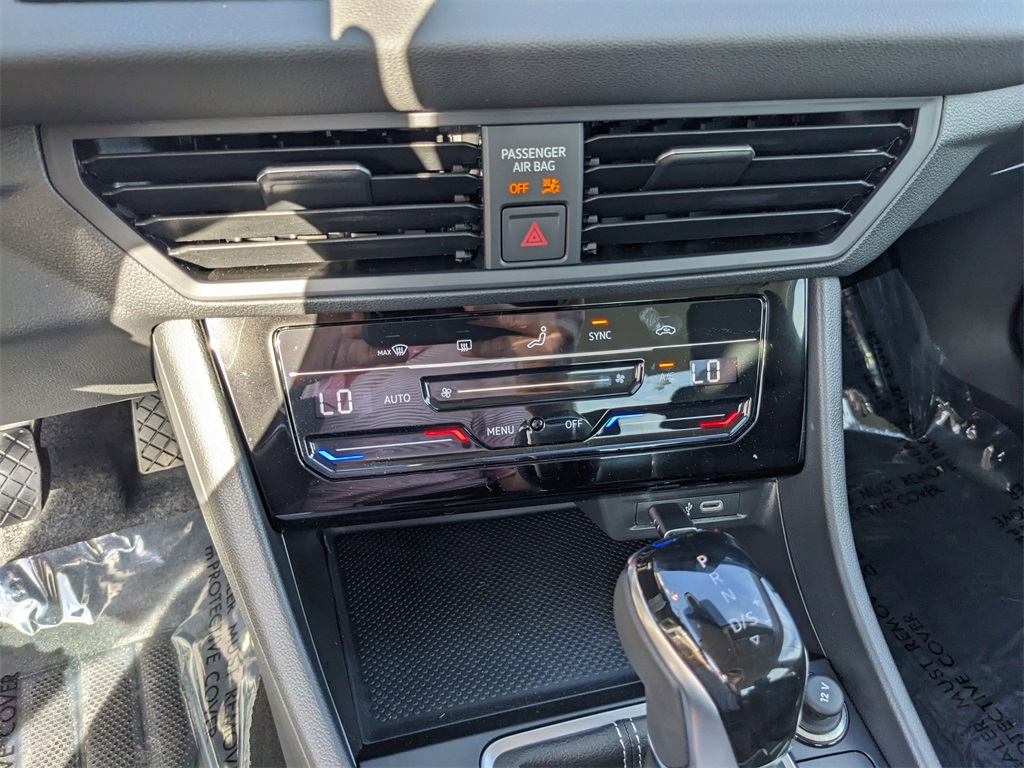 2025 Volkswagen Jetta 1.5T S photo 22