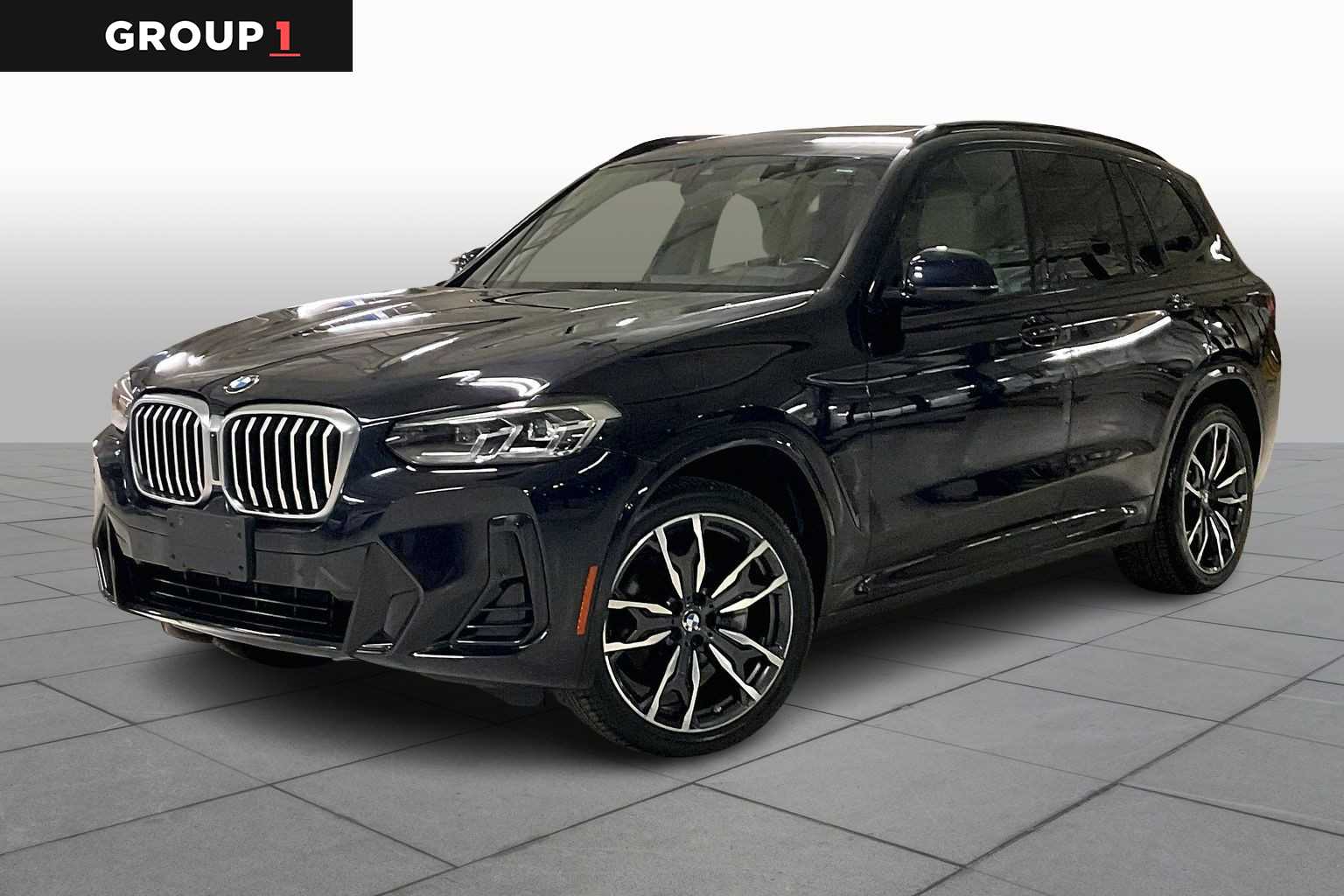 2022 BMW X3 30i's photo