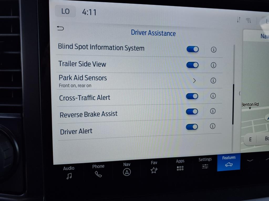 2025 Ford F-150 Lariat photo 11