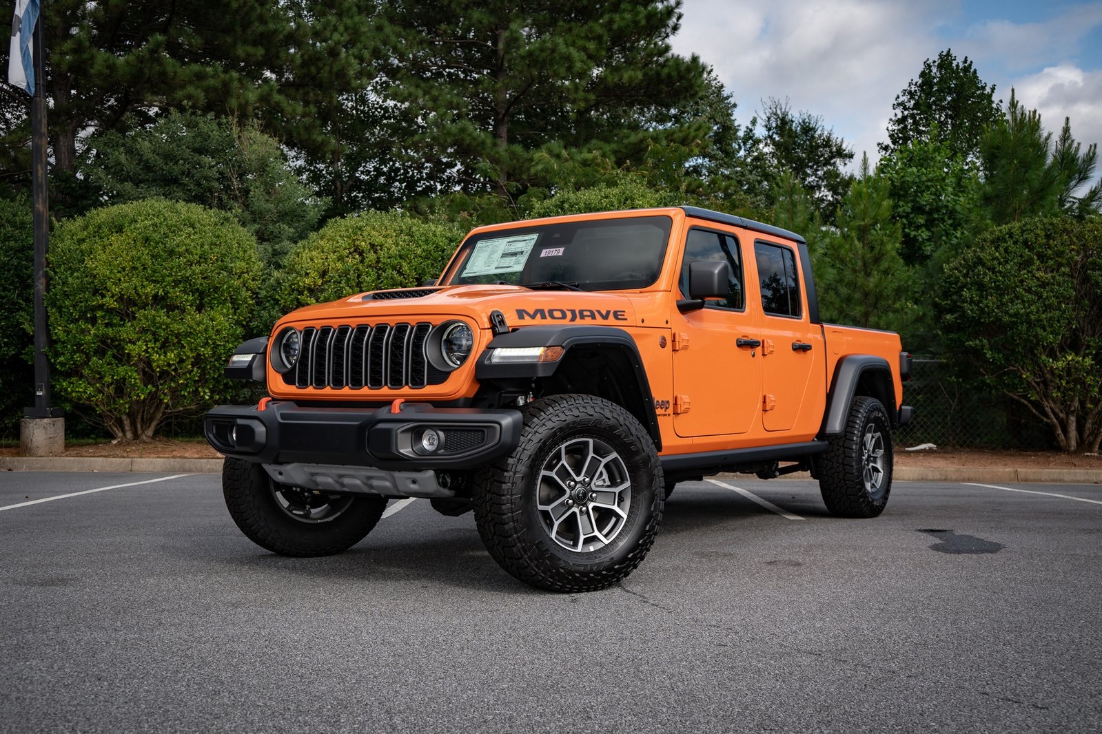 2025 Jeep Gladiator Mojave's photo