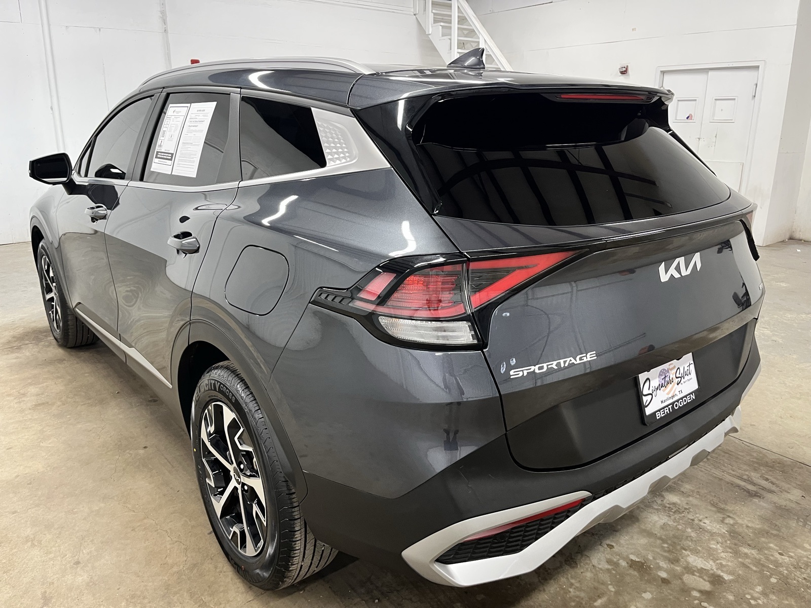 2024 Kia Sportage EX photo 5
