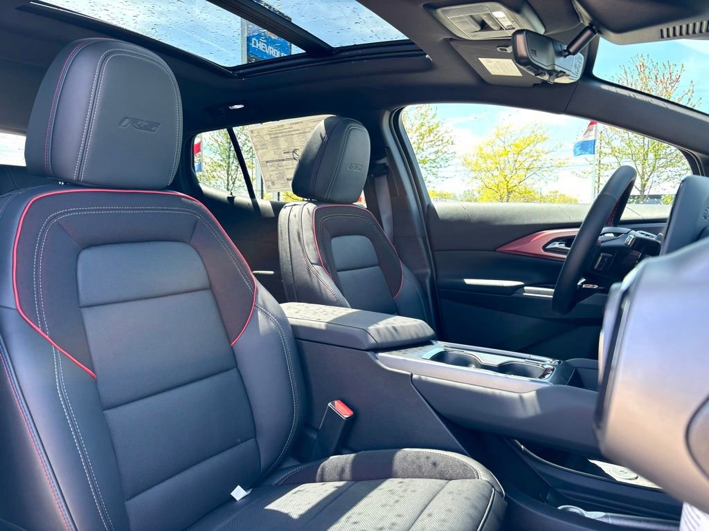 2025 Chevrolet Equinox EV 3RS photo 4