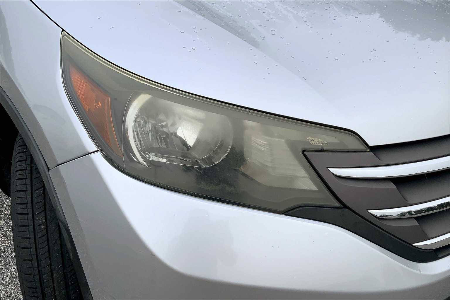 2014 Honda CR-V LX photo 25
