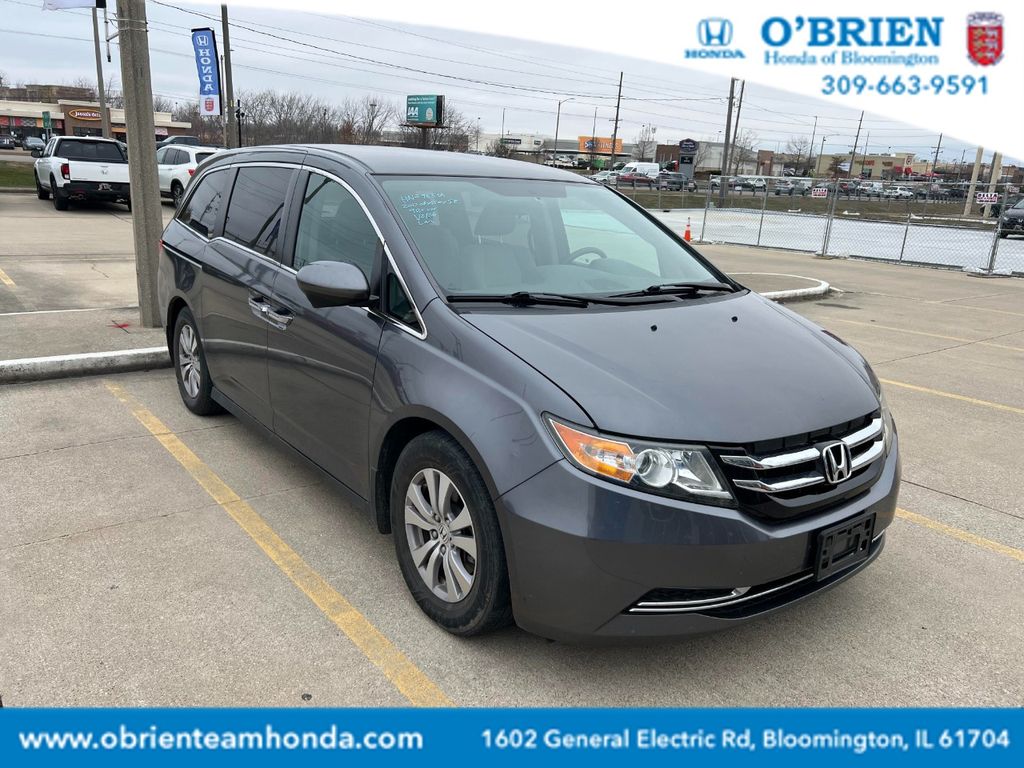 2017 Honda Odyssey SE's photo