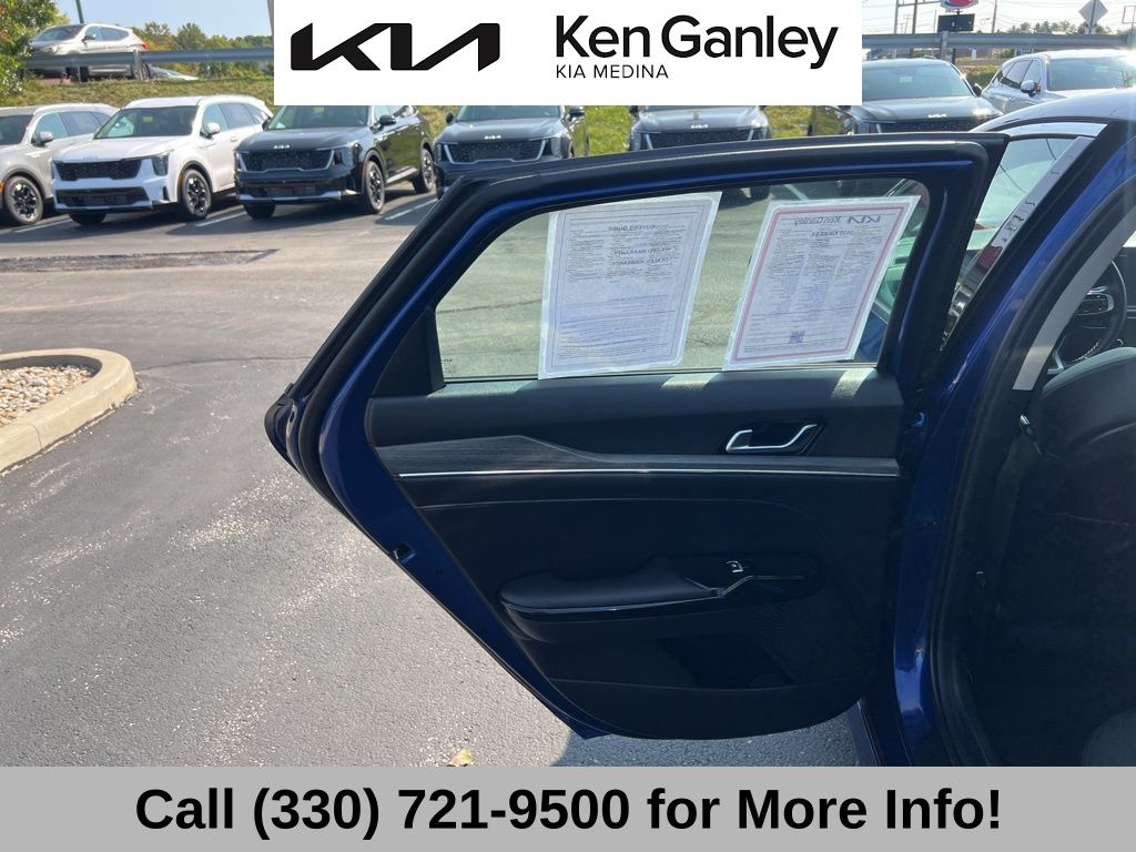 2025 Kia K5 EX photo 42