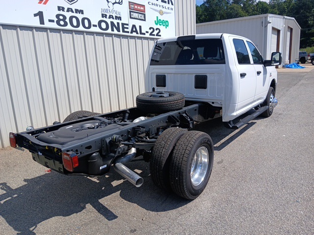 2026 Ram 3500 Tradesman photo 3