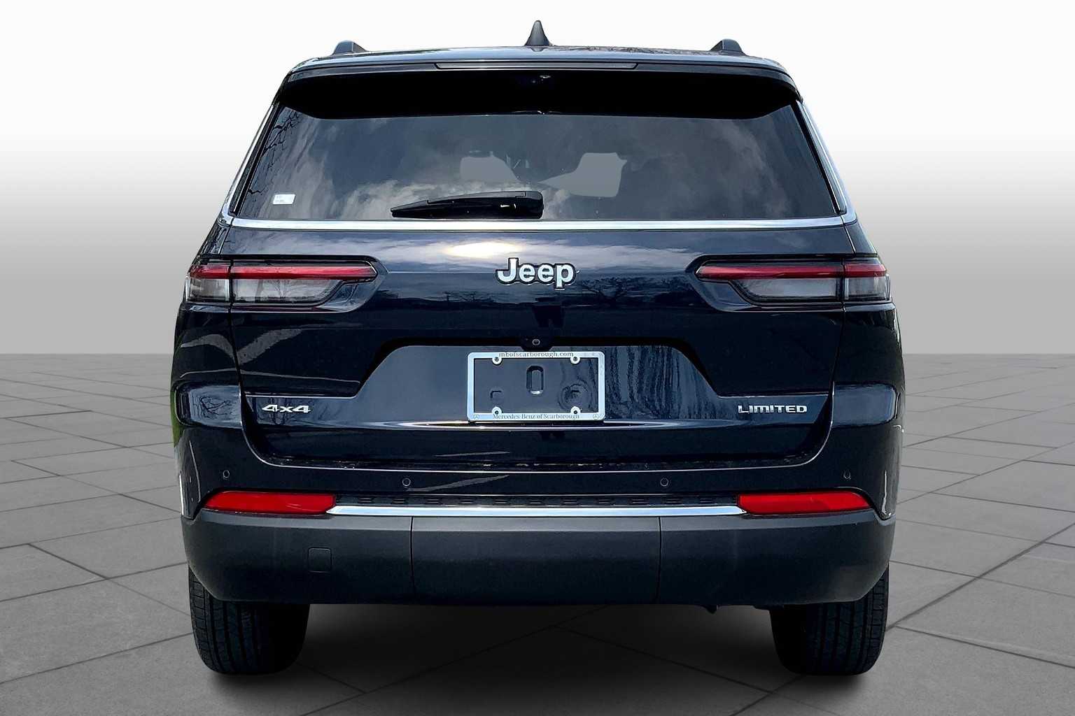 2024 Jeep Grand Cherokee Limited photo 4