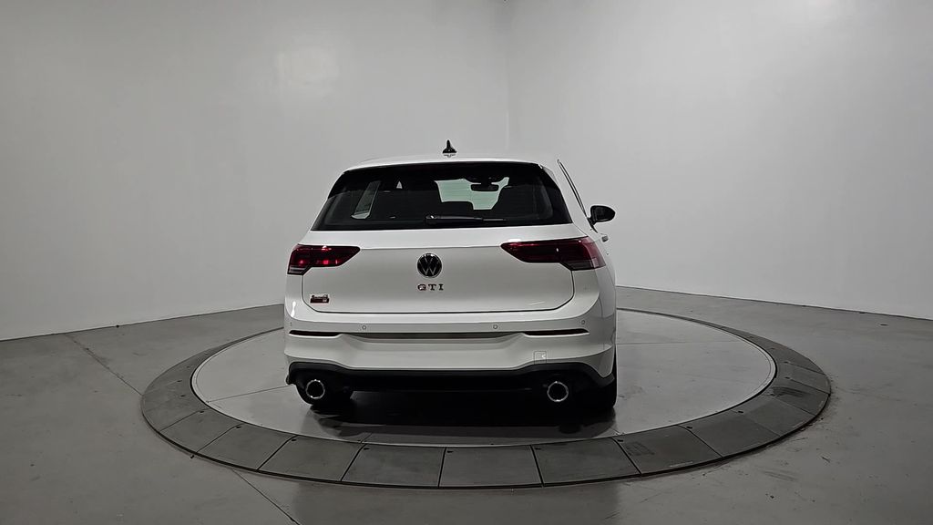 2026 Volkswagen Golf GTI S photo 4