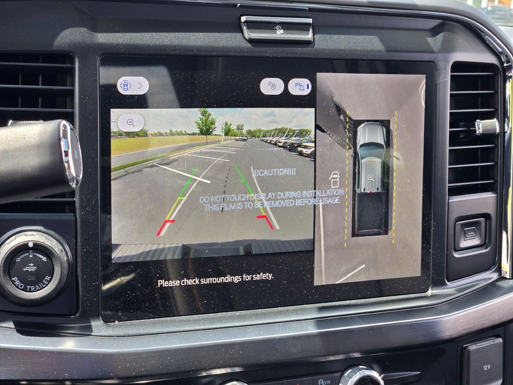 2025 Ford F-250 Lariat photo 23