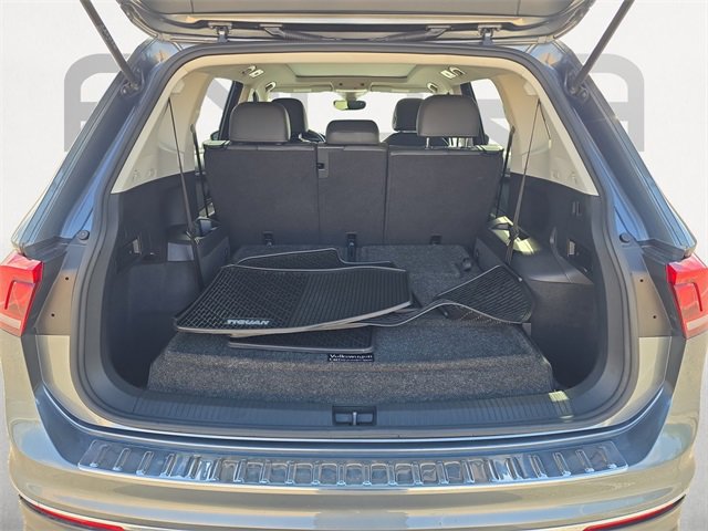 2023 Volkswagen Tiguan SE photo 11