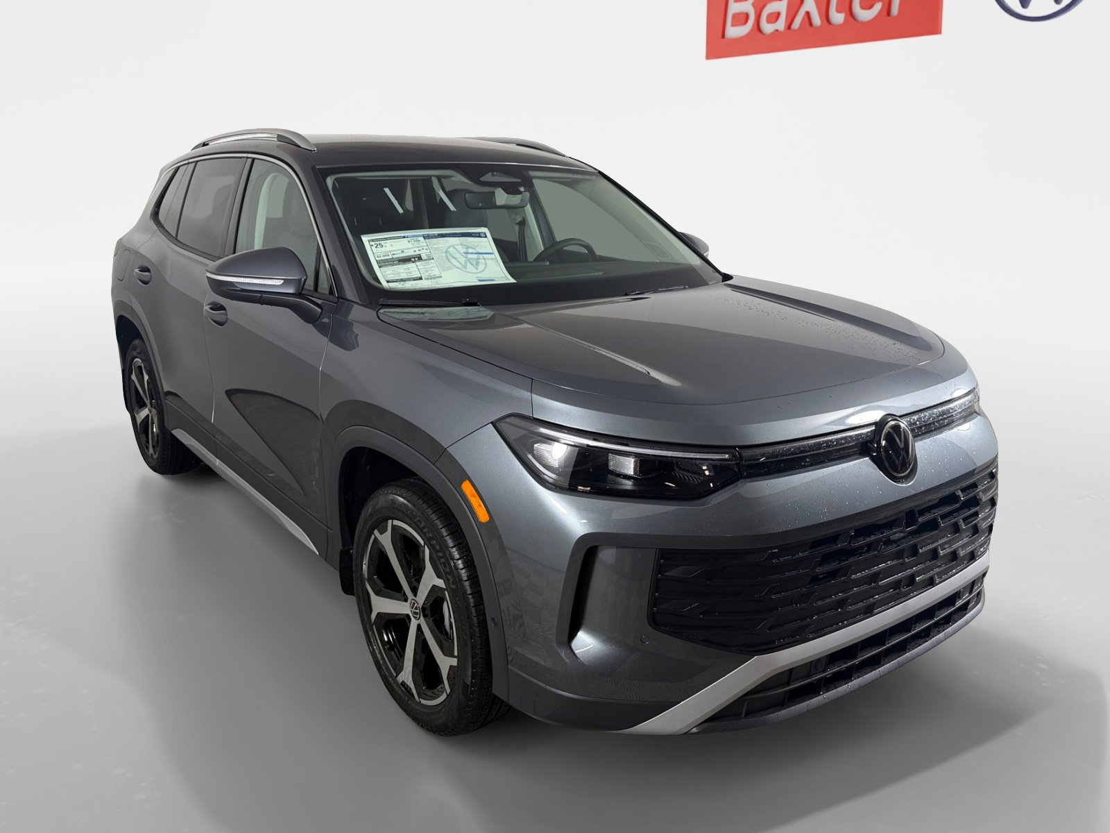 2026 Volkswagen Tiguan SE's photo