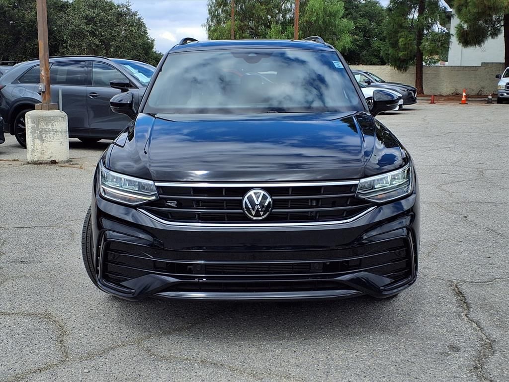2022 Volkswagen Tiguan SE R-Line Black photo 2