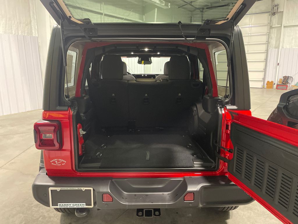 2025 Jeep Wrangler Sport S photo 4