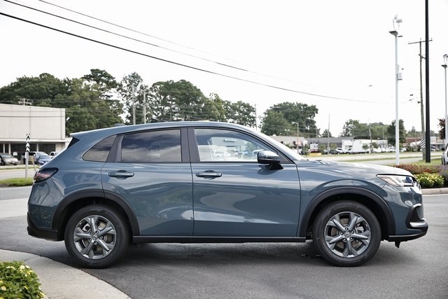 2026 Honda HR-V LX photo 12