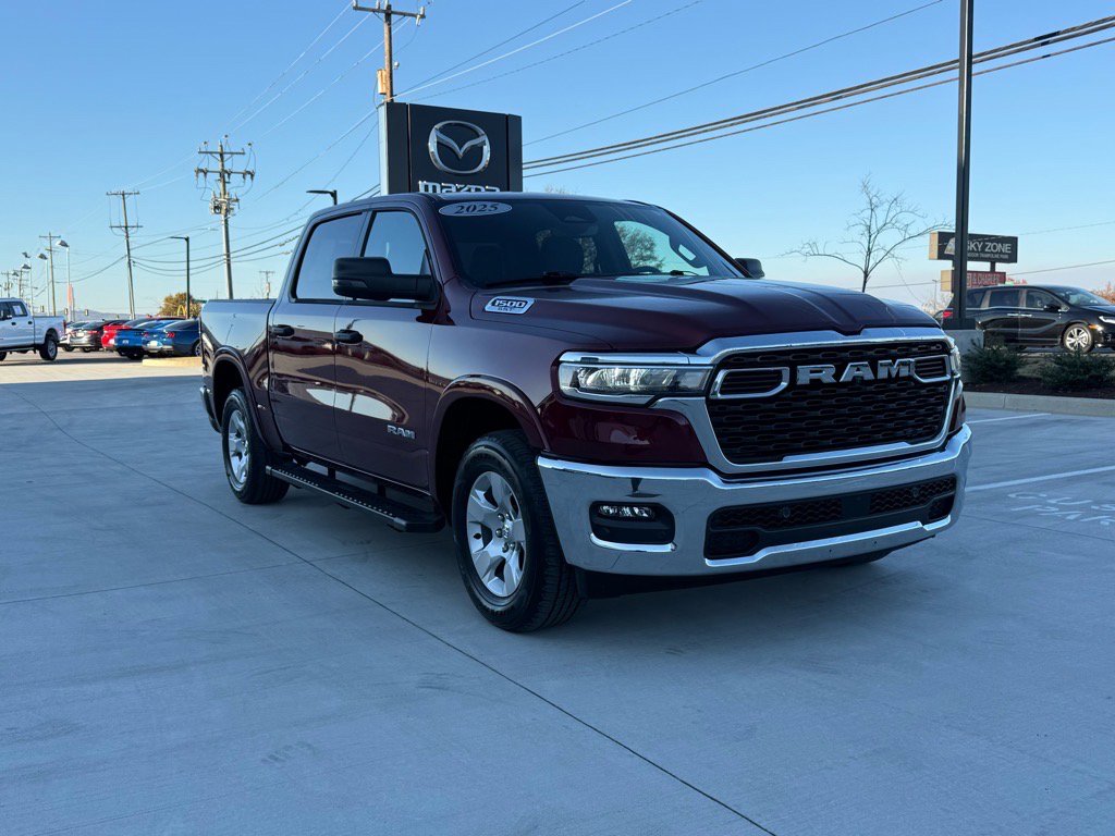 2025 Ram 1500 Big Horn photo 3