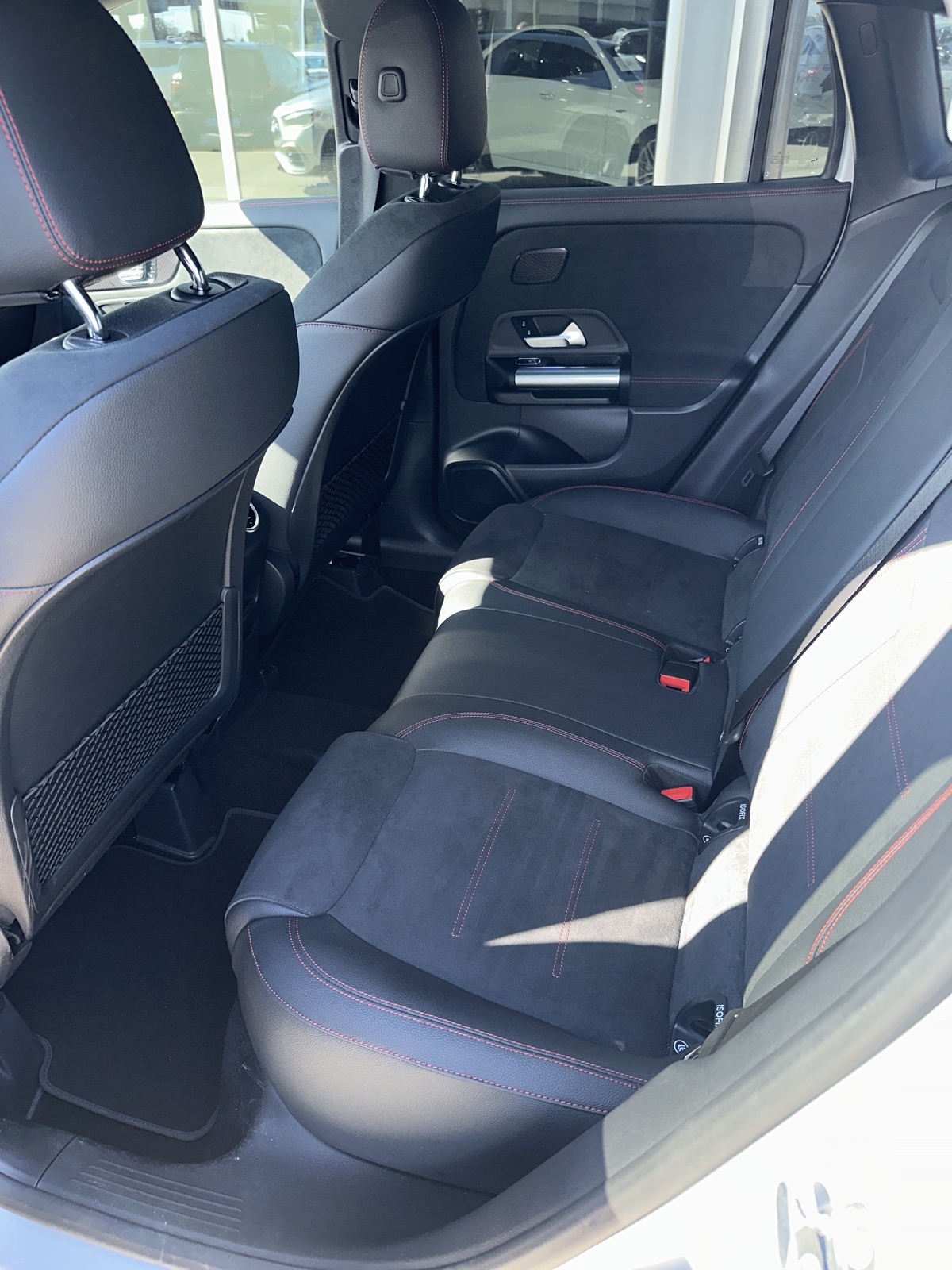 2025 Mercedes Benz GLA 250 photo 12