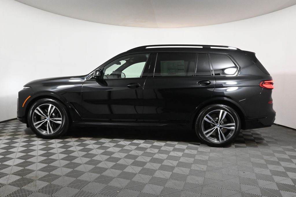 2026 Bmw X7 M60i photo 2