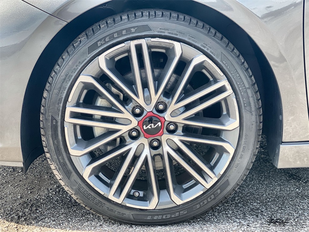 2022 Kia Forte GT photo 17