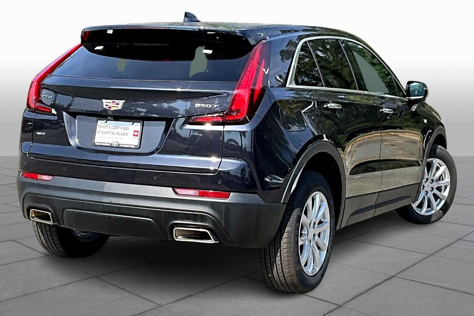 2022 Cadillac XT4 Luxury photo 9