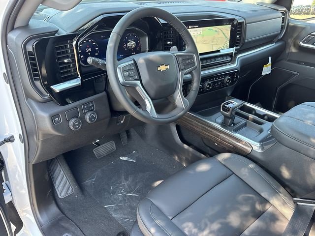 2026 Chevrolet Silverado LT photo 2