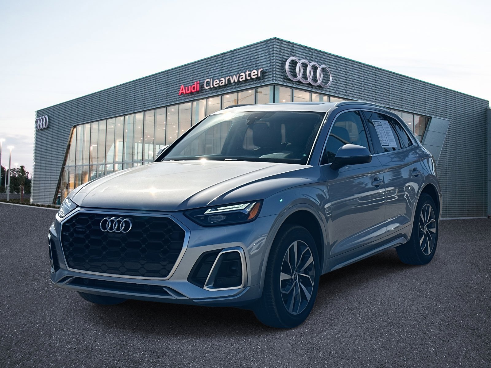 2023 Audi Q5 Premium Plus's photo