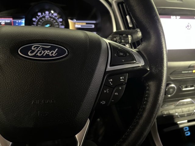 2018 Ford Edge SEL photo 18