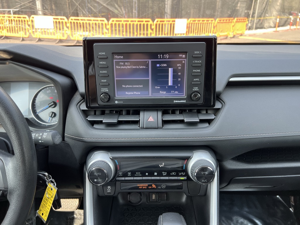 2021 Toyota RAV4 Hybrid LE photo 14