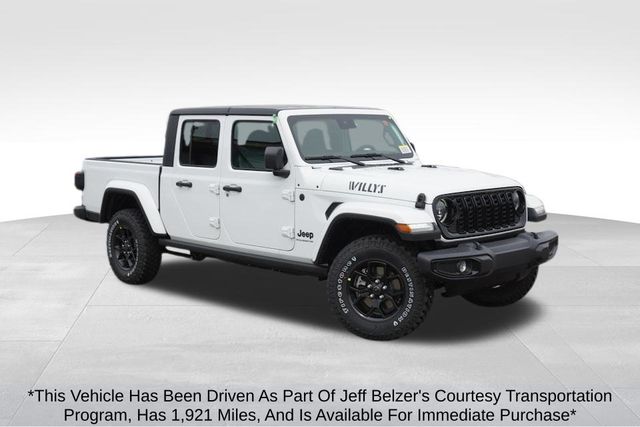 2025 Jeep Gladiator Willys's photo