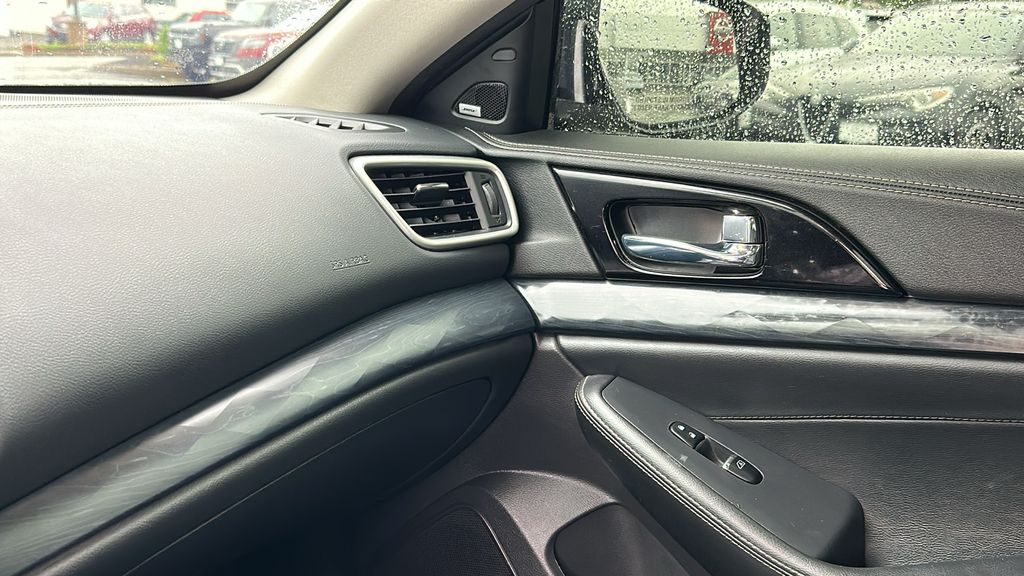 2020 Nissan Maxima Platinum photo 21