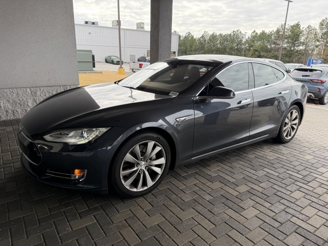 Used 2015 Tesla Model S S with VIN 5YJSA1E28FF107863 for sale in Albany, GA