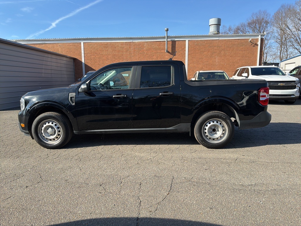 2022 Ford Maverick XL's photo