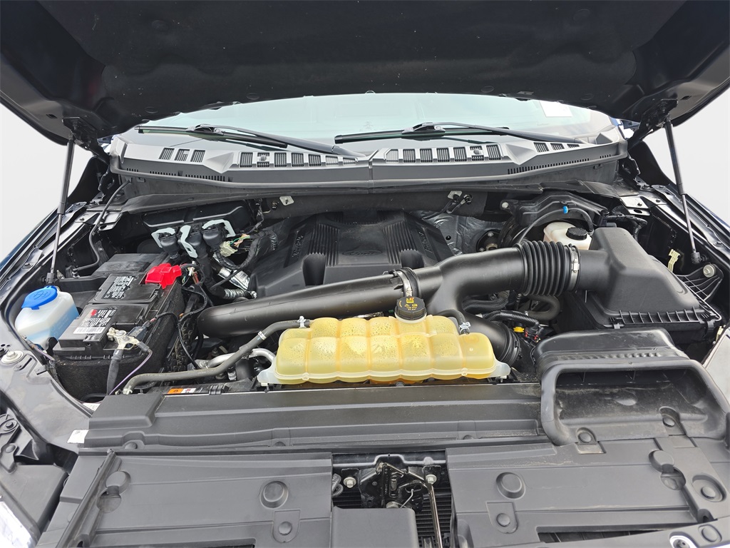 2020 Ford F-150 Lariat photo 29