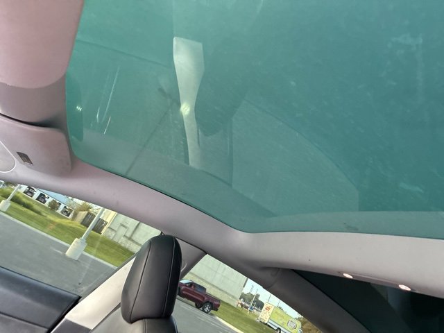 2022 Tesla Model 3 Long Range photo 12