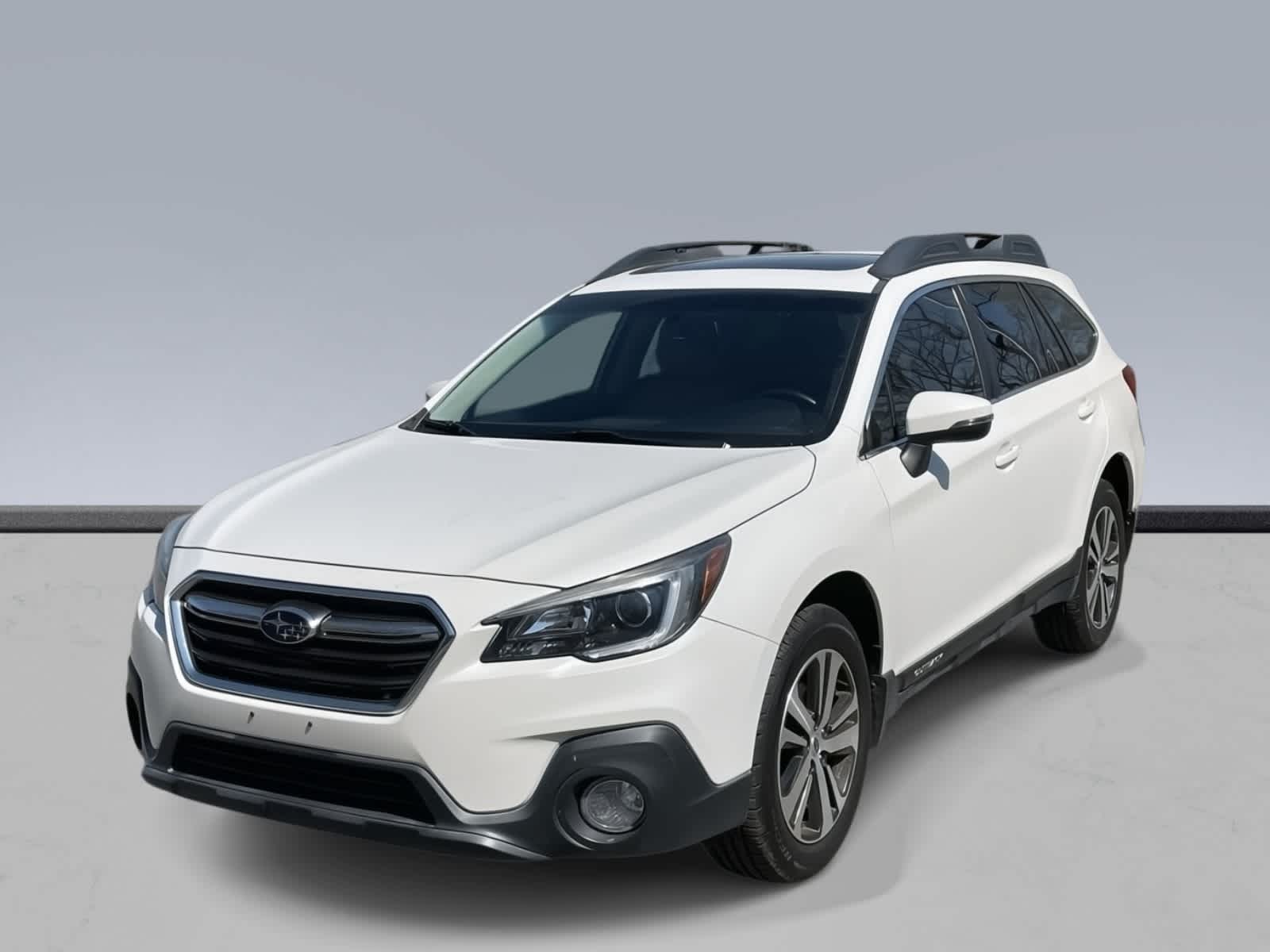 2018 Subaru Outback Limited's photo