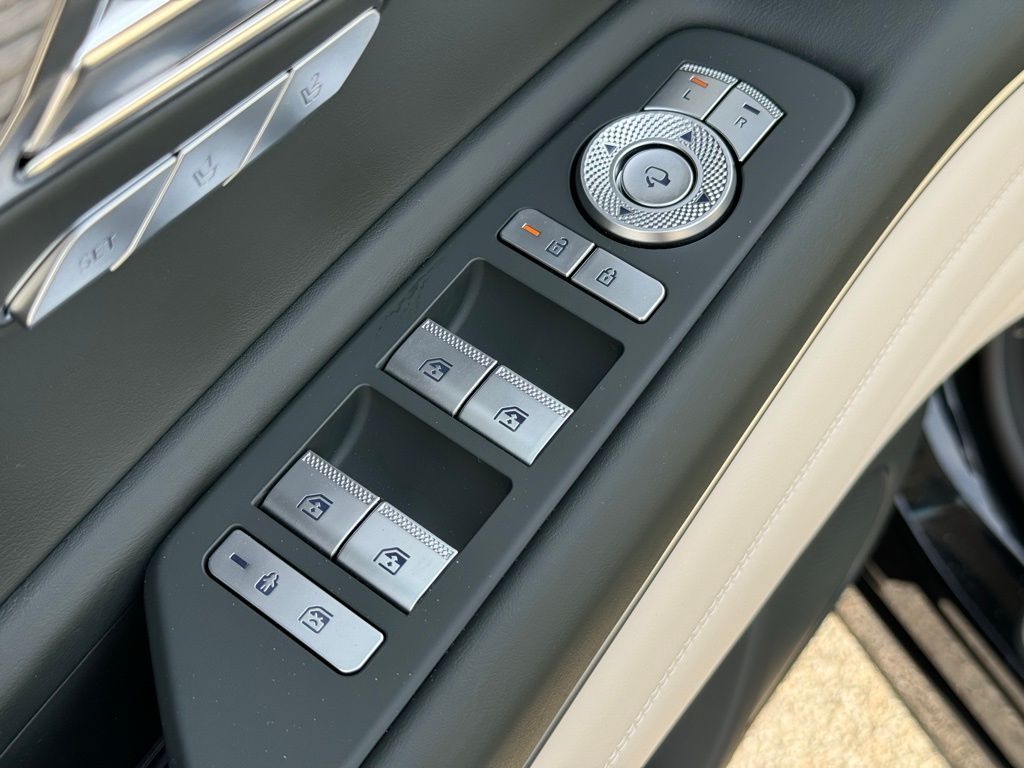 2025 Genesis GV80 2.5T Prestige photo 24